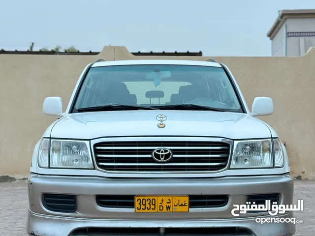 2002 GXR Land Cruiser ستيشن بحالة الوكالة