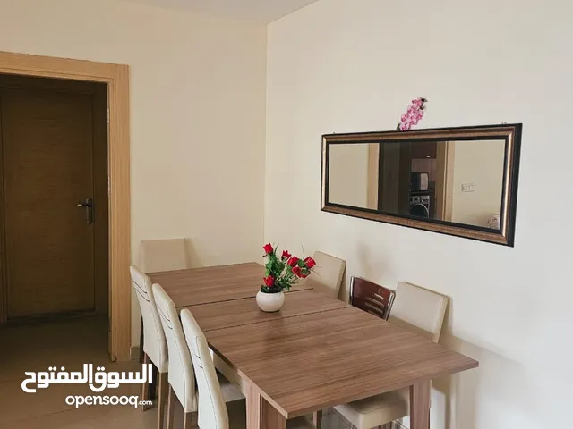شقة مؤثثة بالكامل للبيع في مشروع القرية اللبنانية