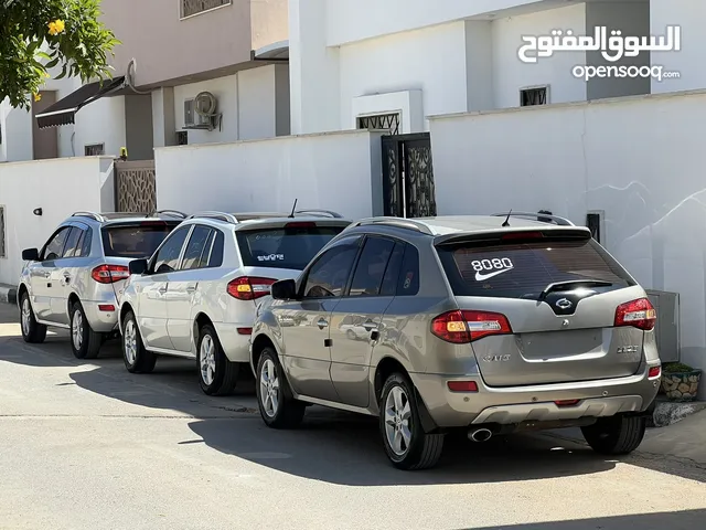 عدد(3)سامسونجQM5.درجة اولي.جمرك.كيفً واصلاتً.قمة النظافةً.خالياتً من العيوبً.