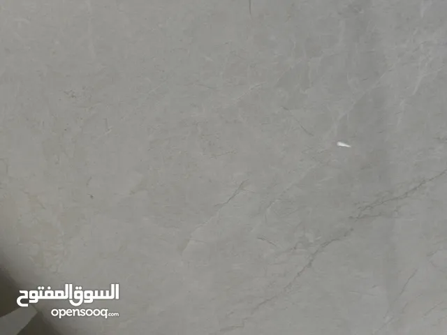 نوافذ مستعملة بحالة جيدة جدا