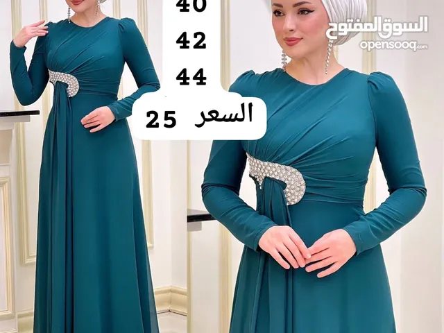 فساتين سهره طويله