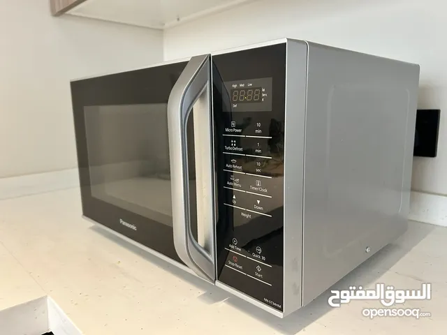 Panasonic Microwave, NN ST 34. 25 Litre capacity. 800W