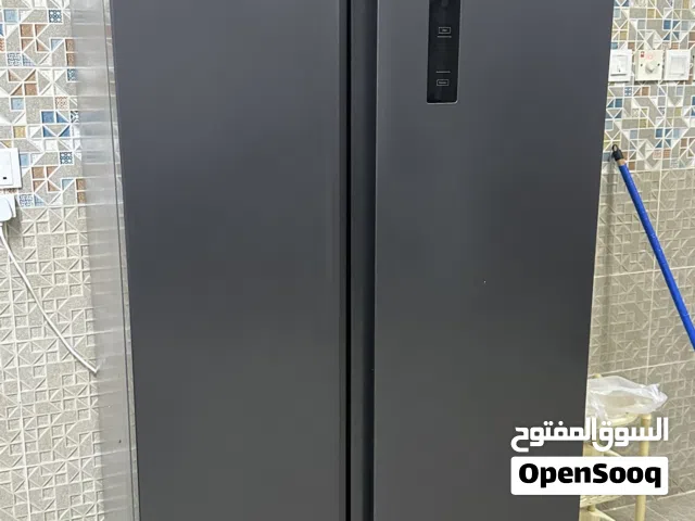 ثلاجة استعمال بسيط كالجديد