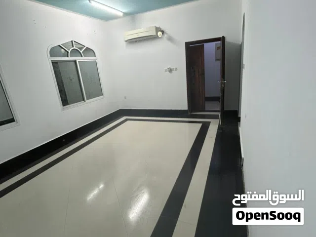 متاح لدينا استديو بالموالح الجنوبيه الموالح  قريب شارع التعمير خلف سوبر ماركت ماكرو على طريق الوادى