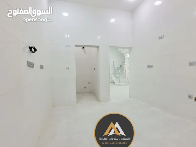 150 m2 2 Bedrooms Villa for Rent in Basra Juninah