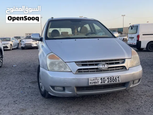 2010 كيا كارنيفال MPV LX