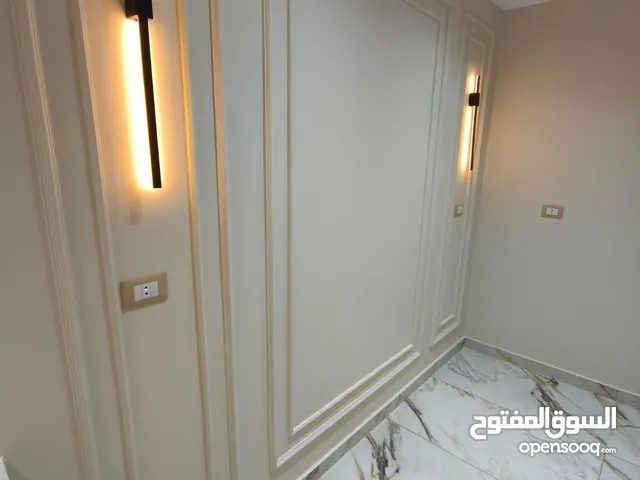 178 m2 3 Bedrooms Apartments for Sale in Giza 6th of October