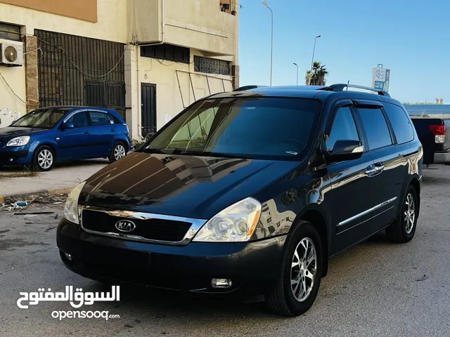 Used Kia Sedona in Benghazi