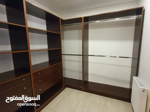 250m2 4 Bedrooms Apartments for Sale in Amman Deir Ghbar