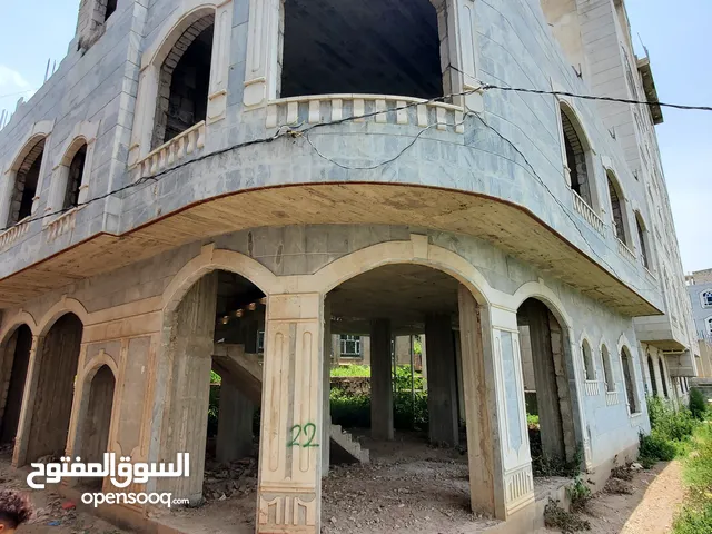 210 m2 More than 6 bedrooms Townhouse for Sale in Ibb Other