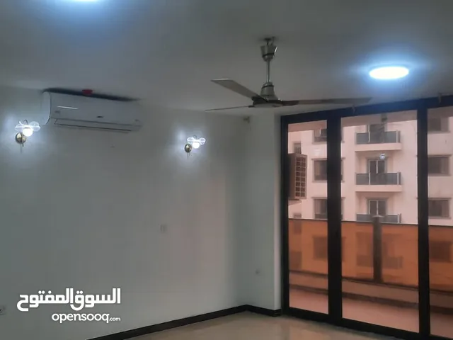 200 m2 4 Bedrooms Townhouse for Sale in Baghdad Mansour