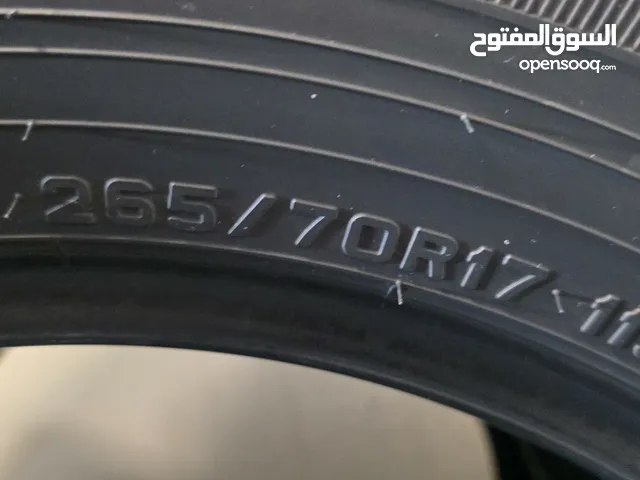 للبيع 4 اطارات مقاس 265/70R17 ياباني اصلي سوميتوم