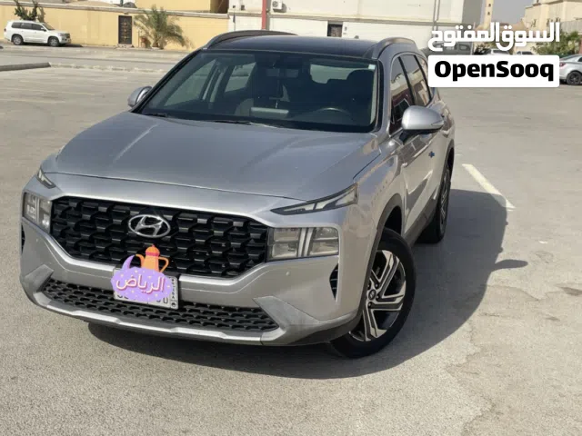 2021 هيونداي سنتافي Standard