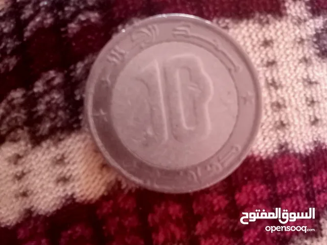 10 دينار جزائري 2004
