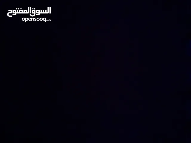 يوجد لدينا استاندات للتلفون للبيع نظيفات استعمال خفيف اسعار مناسبه مقابل للسوم