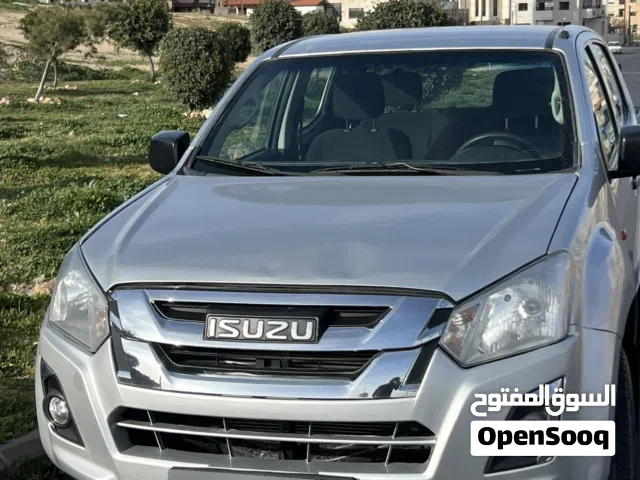 بكم ايسوزو موديل 2022 للبيع