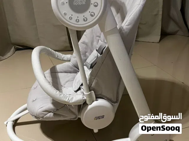 كرسي هزاز للاطفال  ماركة mama's & papa's
