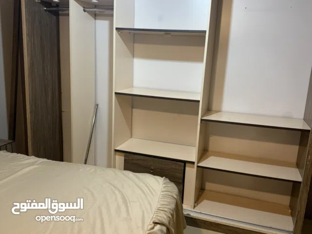 للبيع غرفة نوم