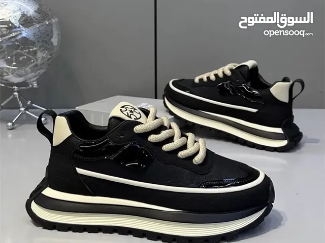 40 Sport Shoes in Sana'a