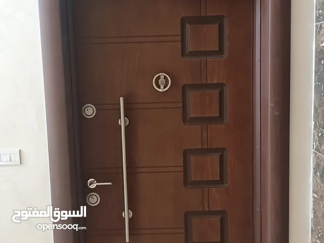 210 m2 3 Bedrooms Apartments for Sale in Amman Marj El Hamam