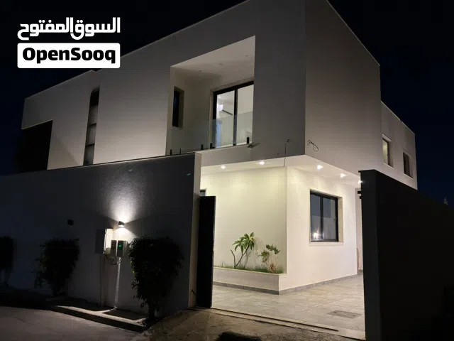500 m2 3 Bedrooms Villa for Rent in Tripoli Janzour