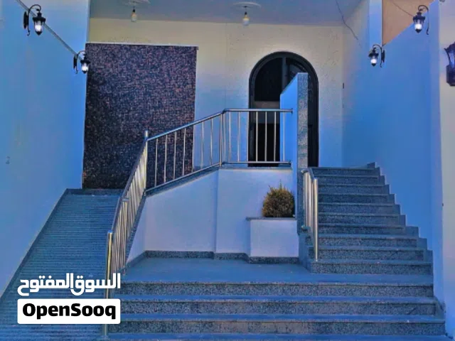 دور ارضي للإيجار مساحته 450 المكان السياحيه شارع مقابل الشيل ابونواس