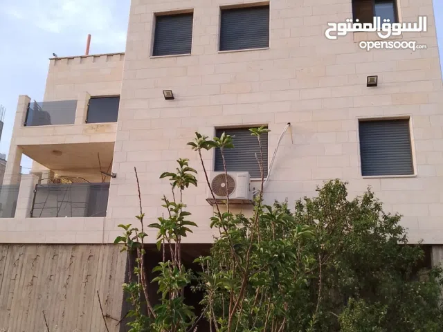 250 m2 More than 6 bedrooms Townhouse for Sale in Bethlehem Battir