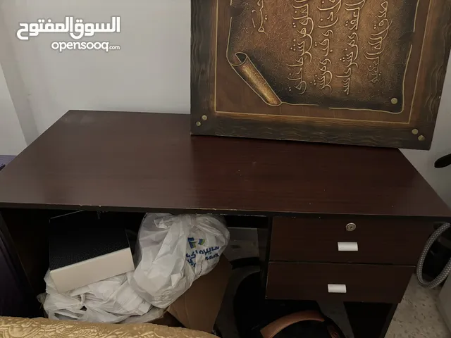 مكتب للبيع