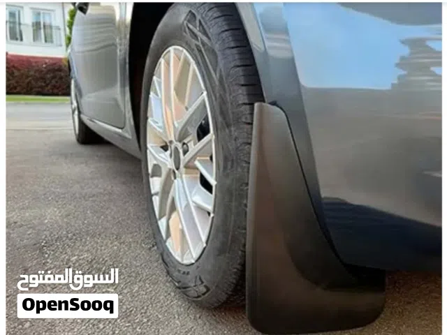 واقيات طين للسيارت جوكر تشتغل ع اي سياره تفيدك وخاصتن بالمطر وسعر كبه لوز