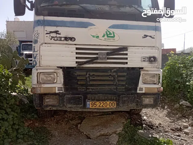 فولفو FH 97 إسرائيلية متروميم مع منوف