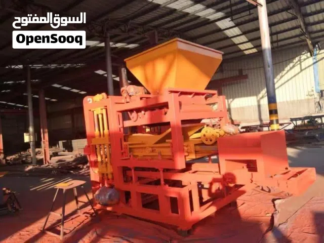 ماكينة طوب توماتيك بحالة الوكاله للبيع مع او (بدون صواني الإنتاج و الخلاطه)