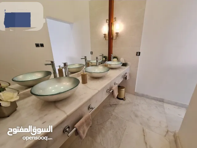 460 m2 5 Bedrooms Villa for Sale in Muscat Ansab