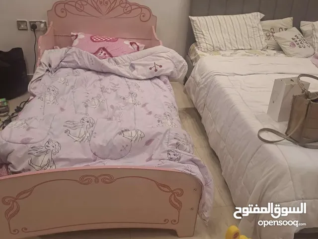 غرفة بالون وردي