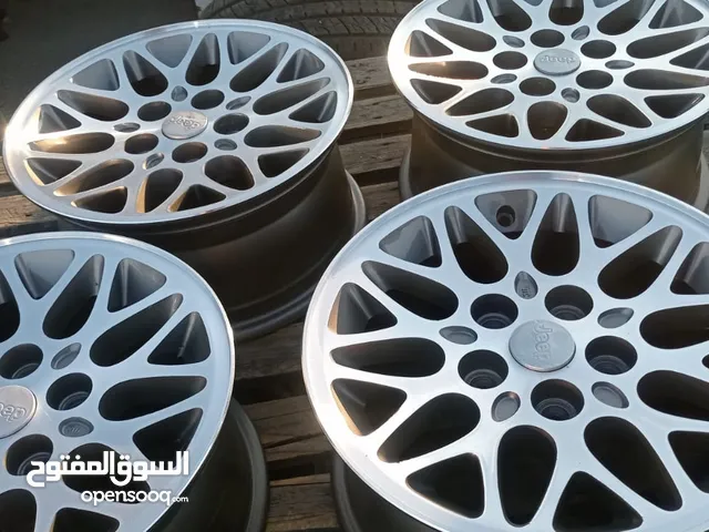 للبيع رنجات 15 وكاله كلاسيك للشيروكي و الرانجلر yj