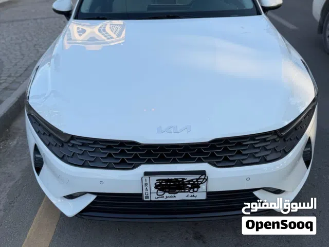 2022 كيا K5 Standard