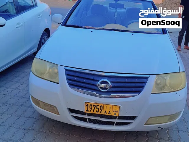 nissan sunny 2010 model