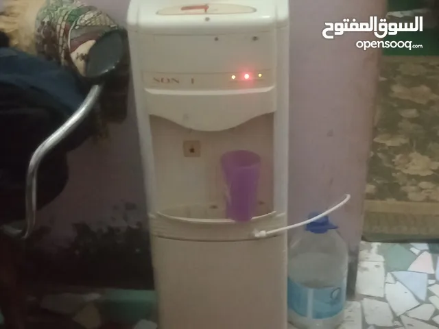 مبردة مياه كولدير 2 حنفيه وارد السعودية ساقع وساخن. وبه بثلاجه ميني بار لحفظ الوجابات والشك