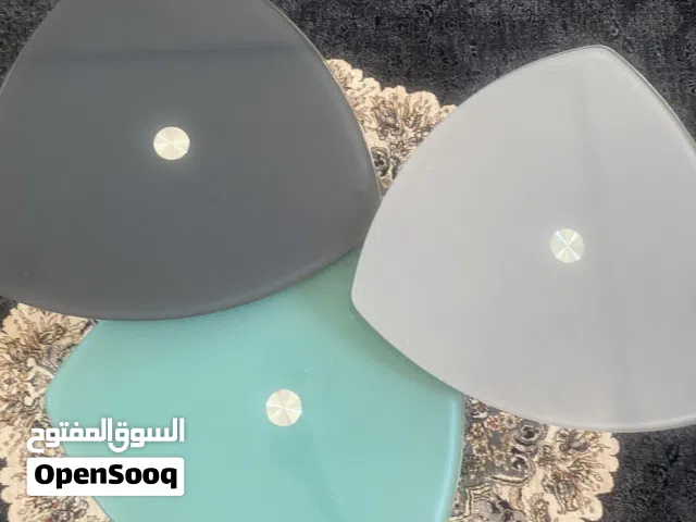 طاولات للبيع