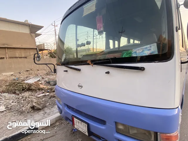 السلام عليكم كوستر نيسان للبيع باسمنه كير عادي مكينه بطه 3000