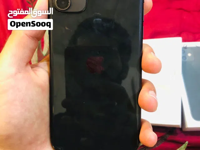 Apple iPhone 11 128 GB in Basra