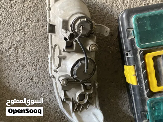 ضو امامي نيسان صني ياباني