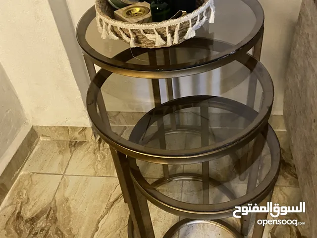 3 طاولات خدمة