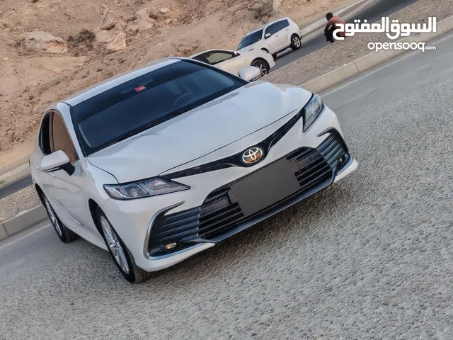 کامری بینزین 2018 للبیع