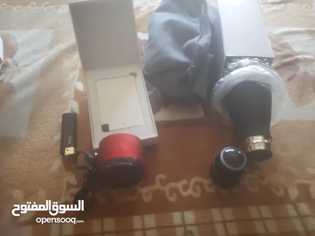 سماعات بلوتوث . بوربنك .مطرة حافظة بارد وساخن. حقيبة يد .وأشياء أخرى خردوات قدحات