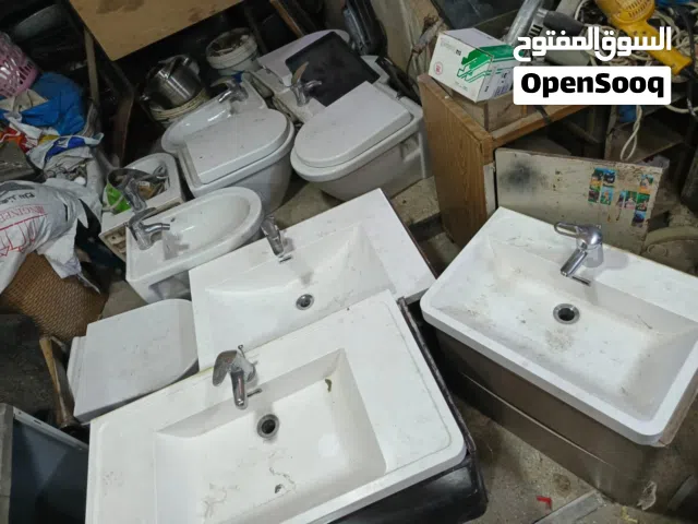 مغاسل وحمامات و بيديهات طقوم تعليق مع شفاطاتهم