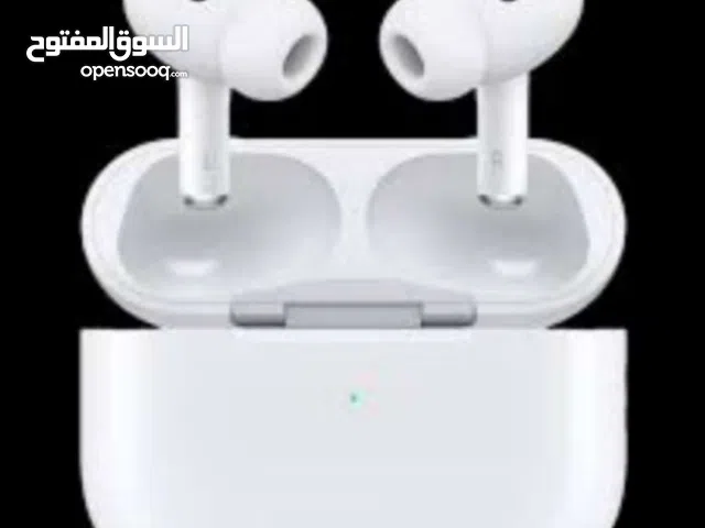 سماعات Air pods pro للبيع في تاجوراء بالقرب من مركز البحوث الصناعيه وهناك مساعده في السعر السماعات.