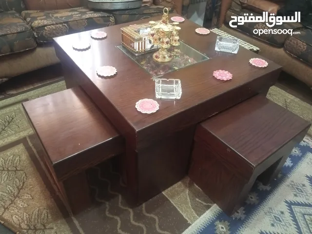 طقم طربيزات فاخر نظيف للبيع