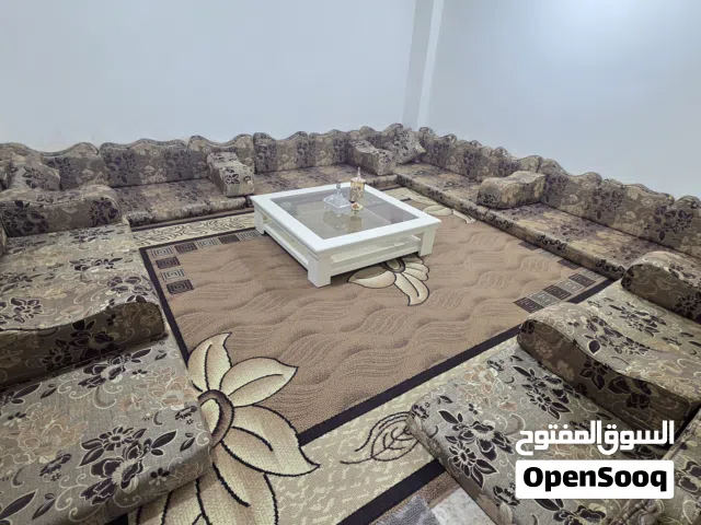 مخيم البقعة بيت طابقين للبيع في مخيم البقعة منطقة الخليل .. الحاره هاديه جدا تصلح للاستثمار
