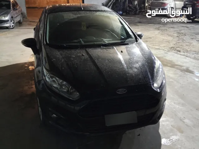 سيارة كرتونة من برا وجوا