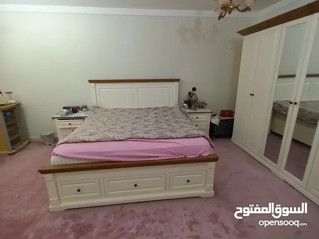 اثاب بيت كامل